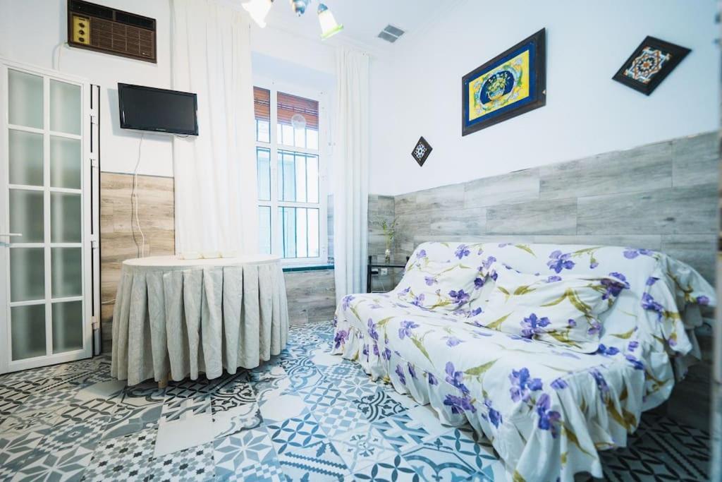 Apartamento En El Barrio De San Lorenzo, Junto A La Basilica Del Gran Poder Siviglia Esterno foto